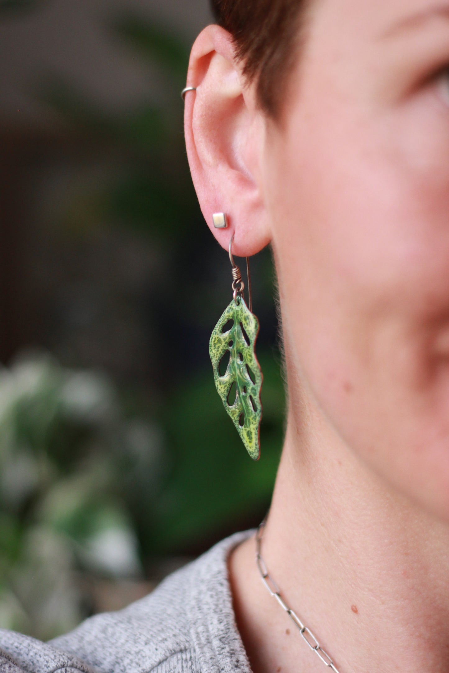 Magical monkey mask leaves