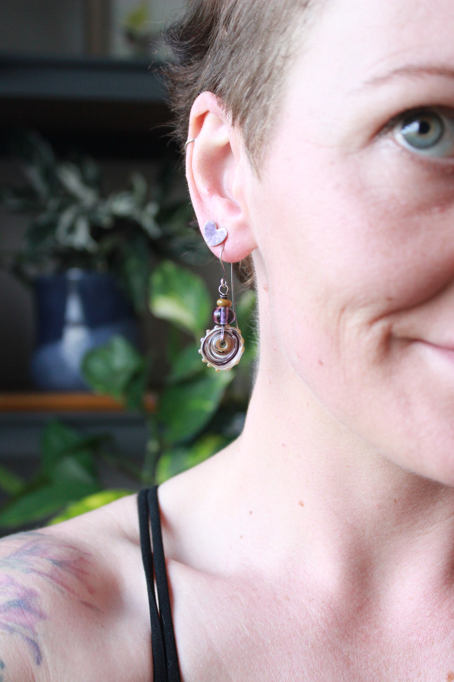 Wonderland swirls - vintage lavender