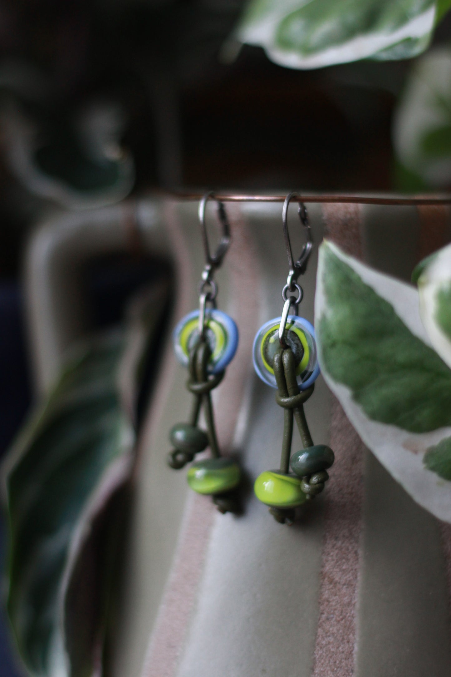 Earth and air dangles