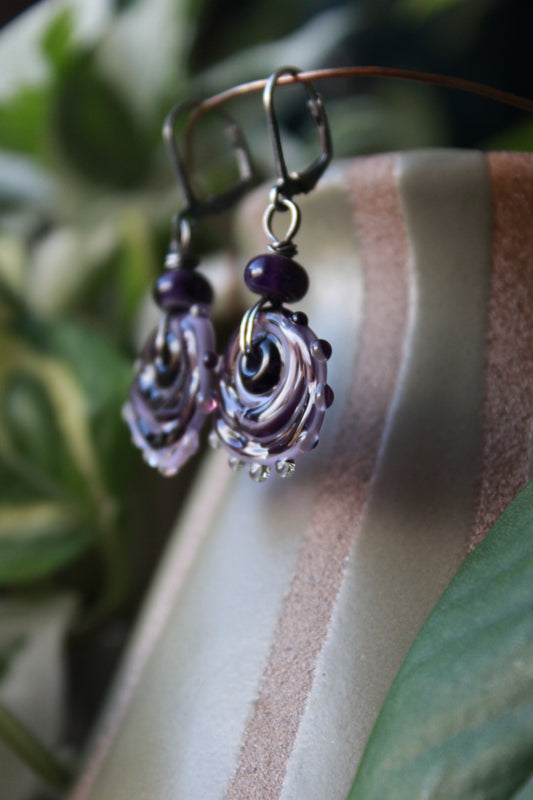 Wonderland swirls - blackcurrant