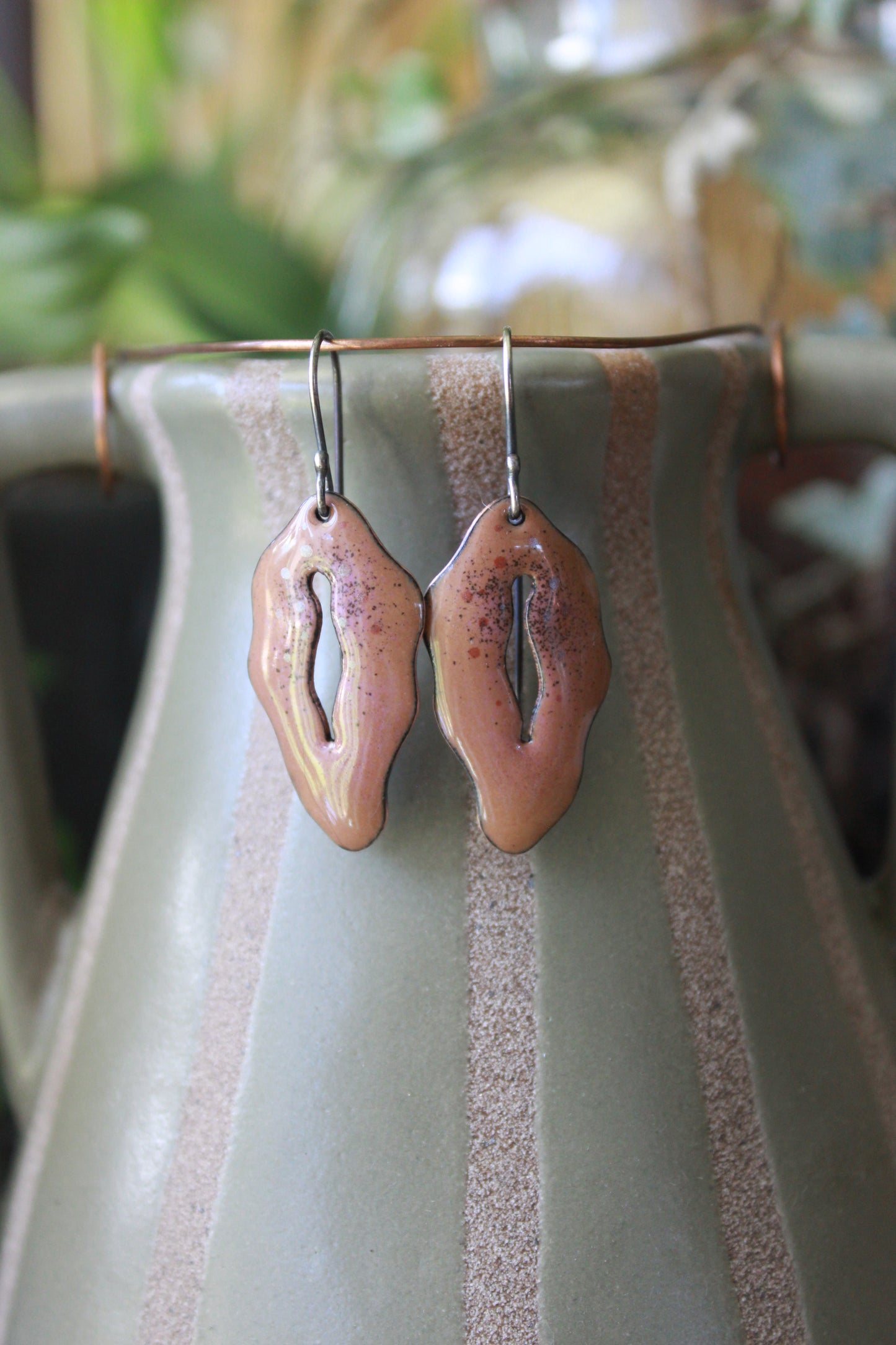 Vulva Dangles