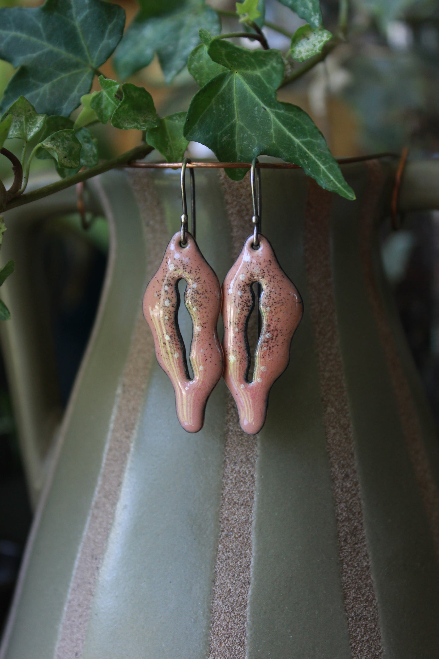 Vulva Dangles